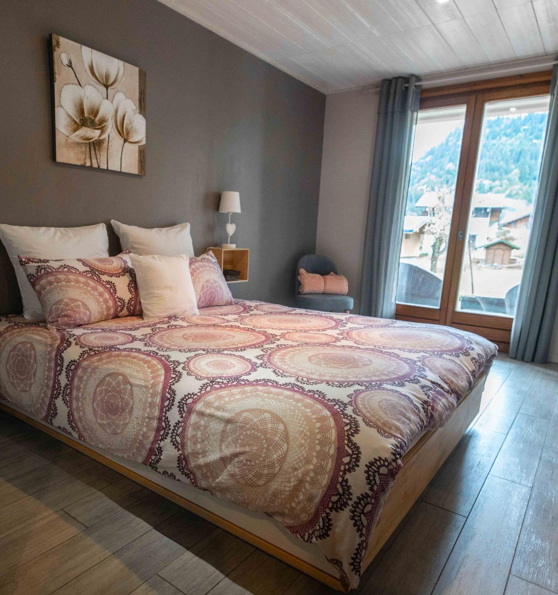 Chambres En Chalet Petit Dejeuner Inclus La Cote d'Arbroz Exterior foto