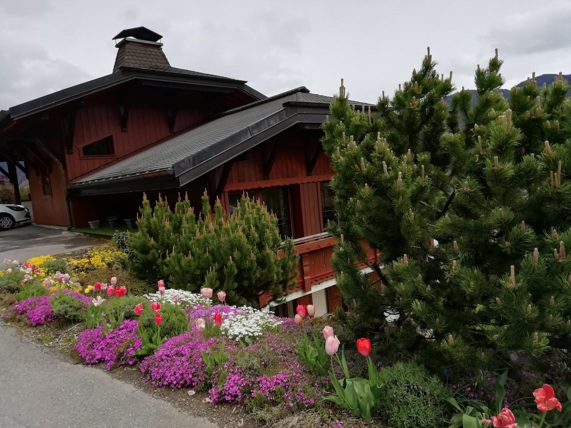 Chambres En Chalet Petit Dejeuner Inclus La Cote d'Arbroz Exterior foto
